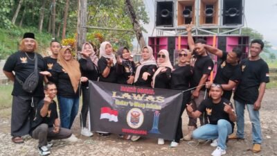 Berbagi Berkah Ramadhan, Komunitas LAWAS Bagikan 400 Paket Takjil Gratis di Jalan Raya Besole-Ngentrong