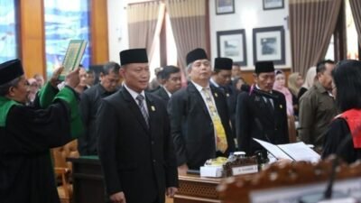 Rapat Paripurna DPRD Tulungagung, Panhis Yody Wirawan Dilantik Jadi Wakil Ketua Gantikan Sabar